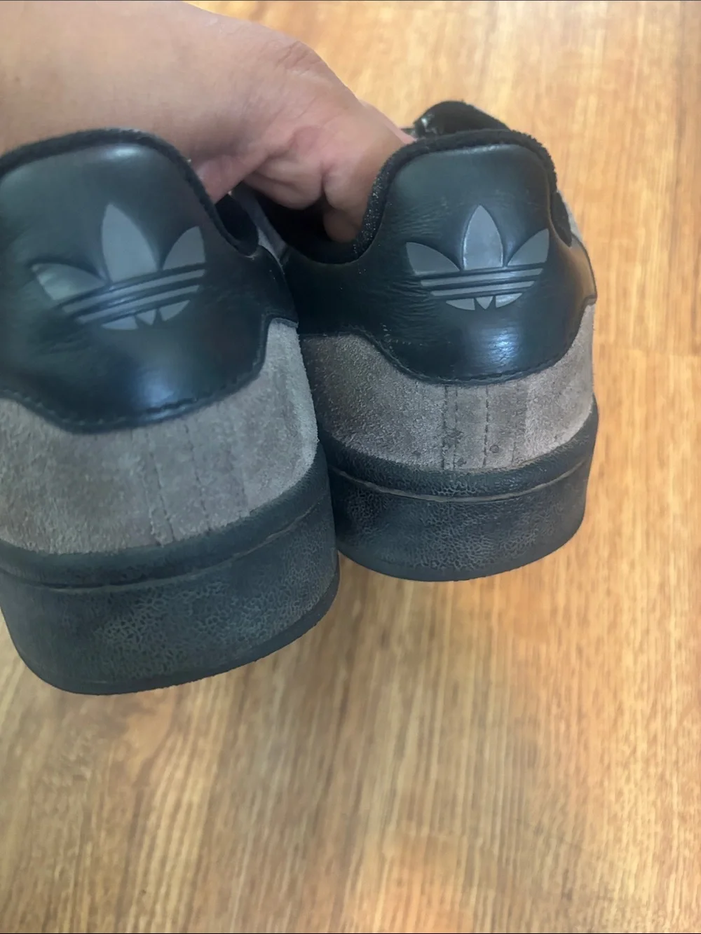adidas low top